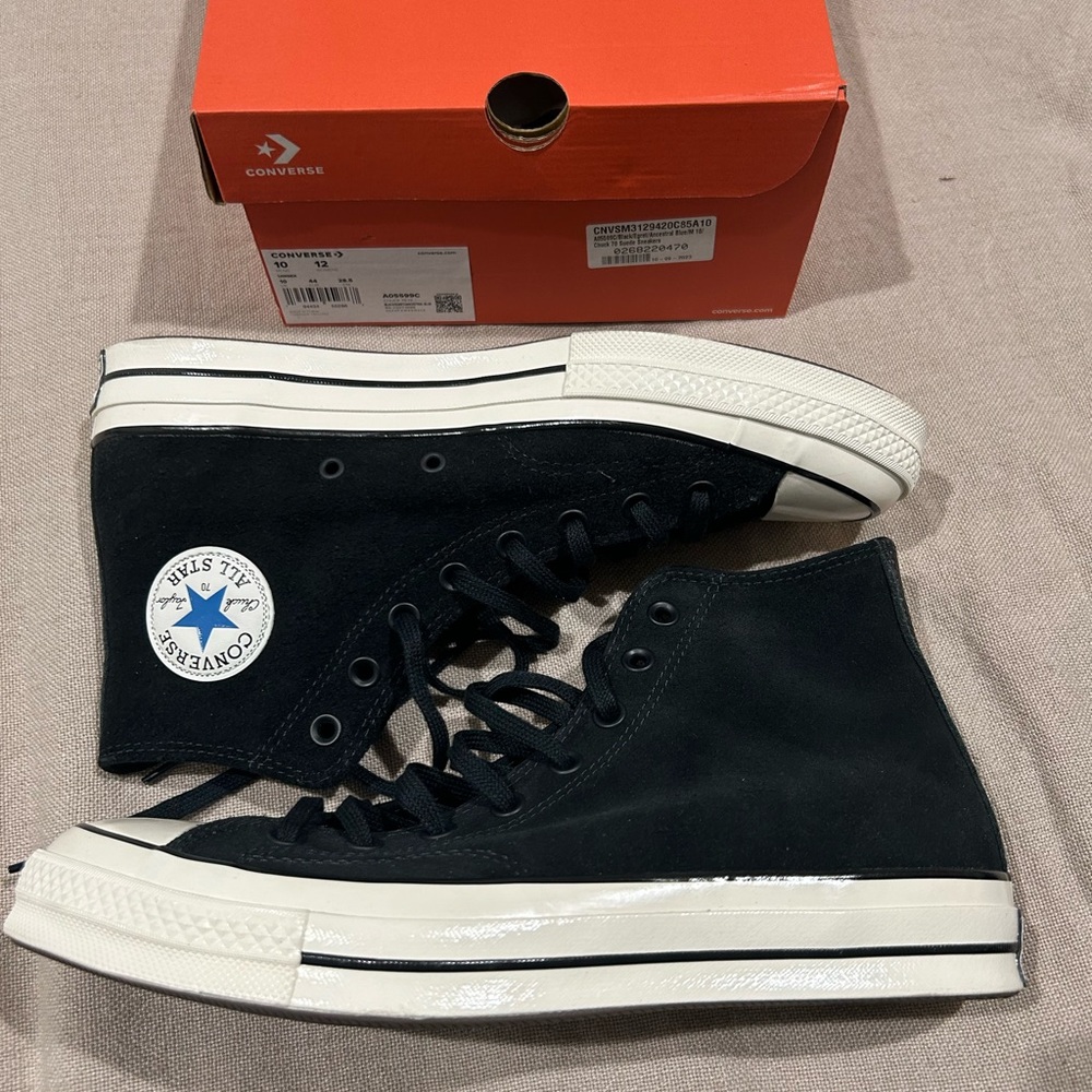 Converse All Star Chuck 70 Suede High Top black sneakers